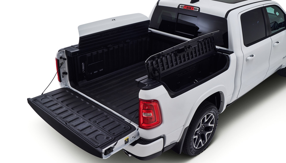 Rear storage of a RAM 1500